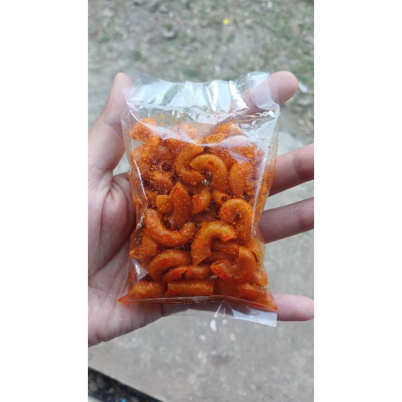 

Makaroni kriuk bumbu basah pedas eceran 1000an