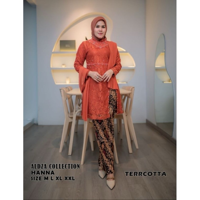 KEBAYA / TUNIK / KEBAYA TUNIK HANNA / KEBAYA TUNIK SETELAN / KEBAYA TUNIK MODERN
