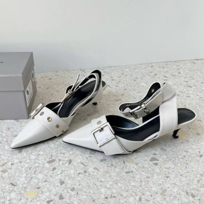 Sepatu ck heels 5 cm putih