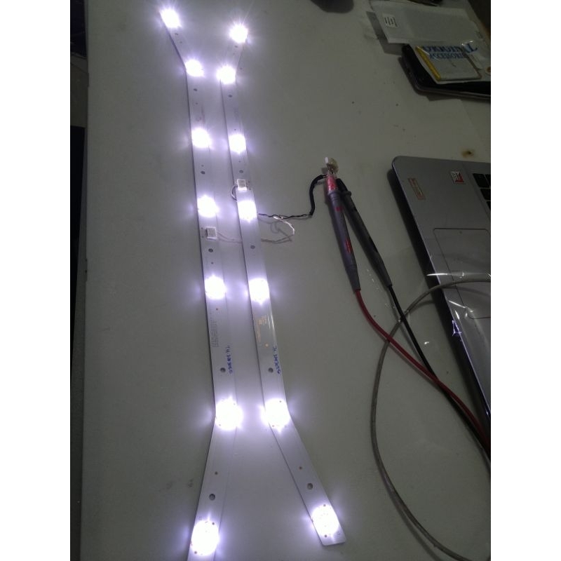 Lampu backlight tv panasonic th-32d305g