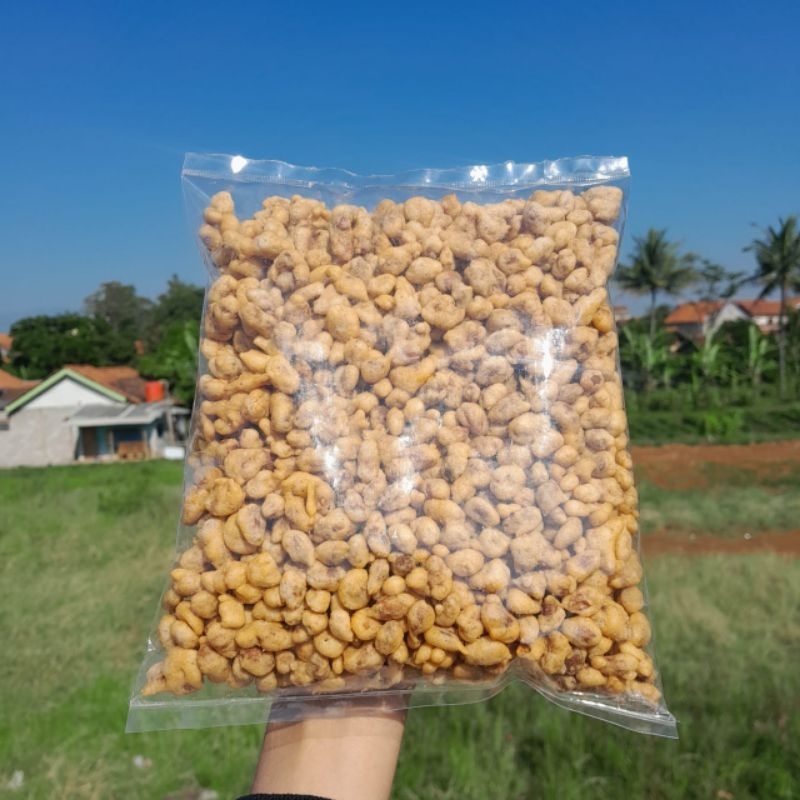 

Kacang bandung by delisasnack berat 500 dan 1000 gram