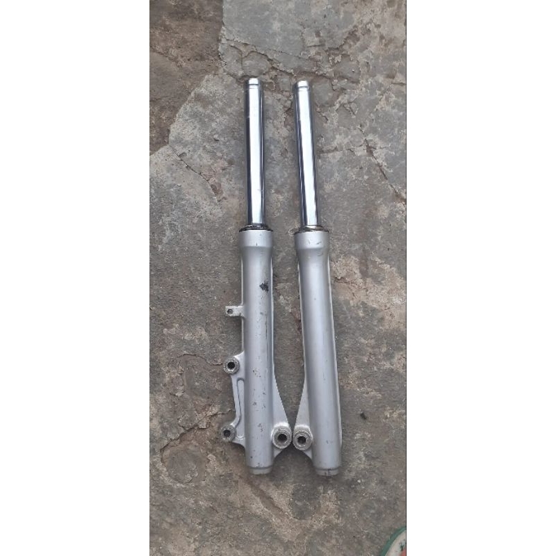 shock dwpan suzuki smash atau shock depan suzuki shogun atau shock depan smash new