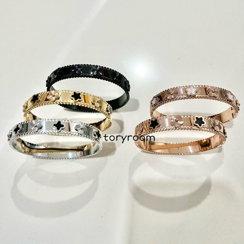 Gelang titanium bangle vc clover mix bunga alhambra