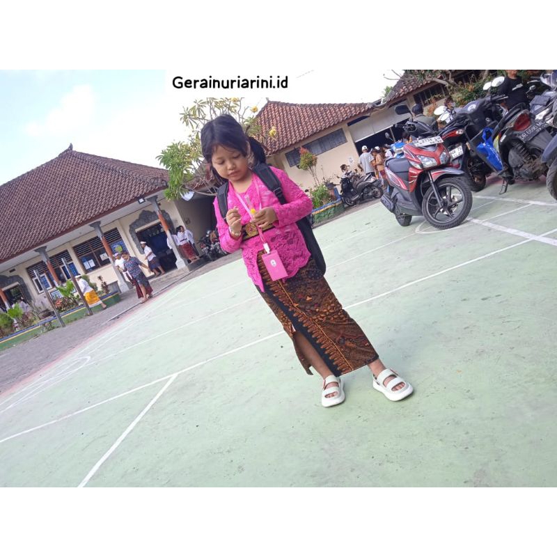 KEBAYA BALI SATU SET/ kebaya anak setelan set sepaket/ kebaya anak satu set/ kebaya anak berkualitas