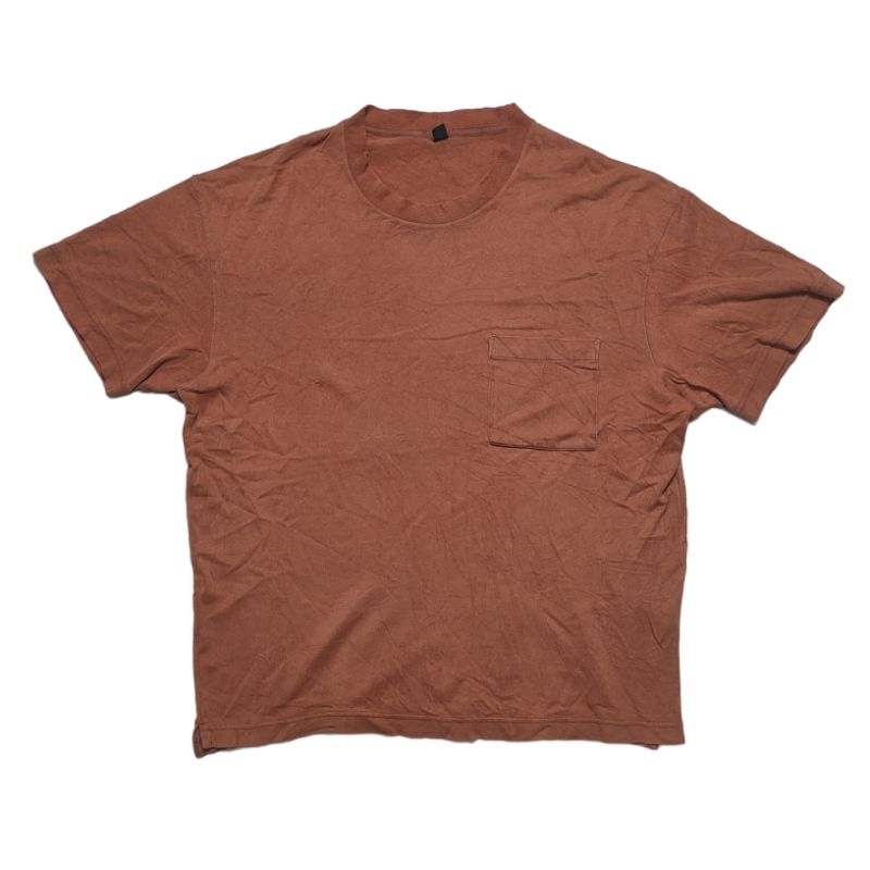 Kaos Uniqlo Pocket Coklat second