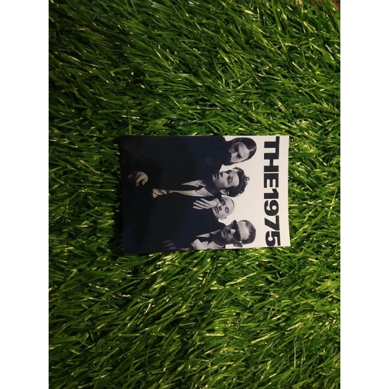 

print stiker the 1975