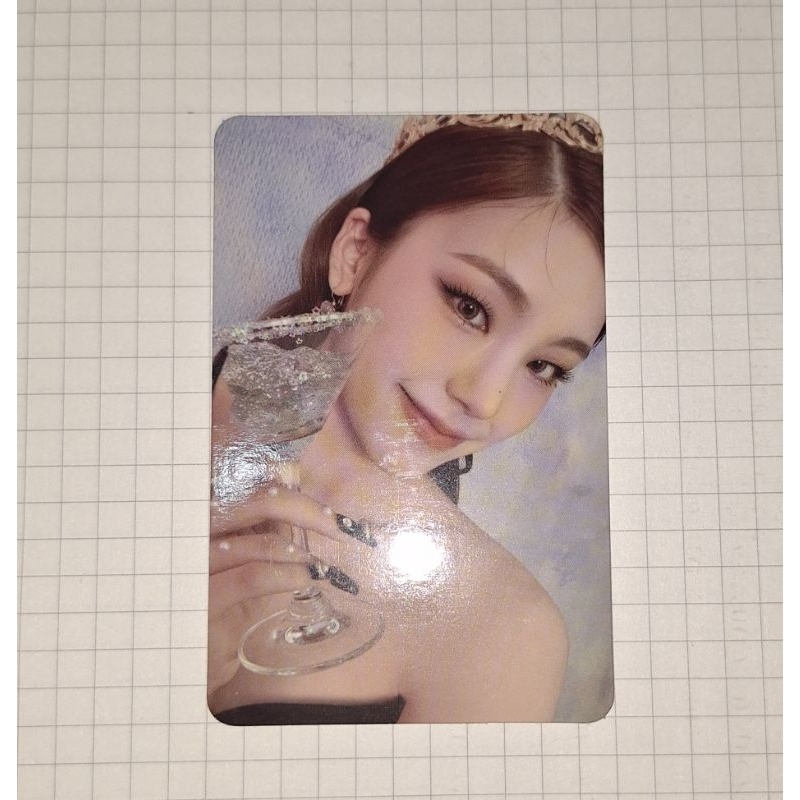 Photocard Official Yeji ITZY Checkmate Gelas