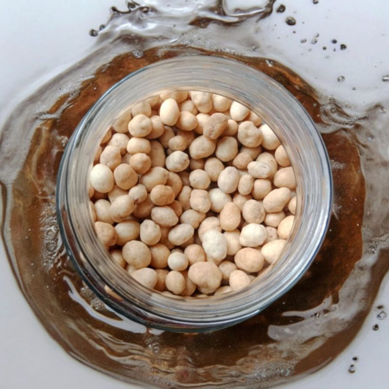 

kacang telur/kacipo cocok untuk cemilan segala suasana berat produk 500gr