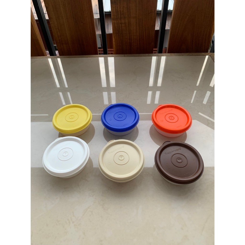 Tupperware Small Round Bowl