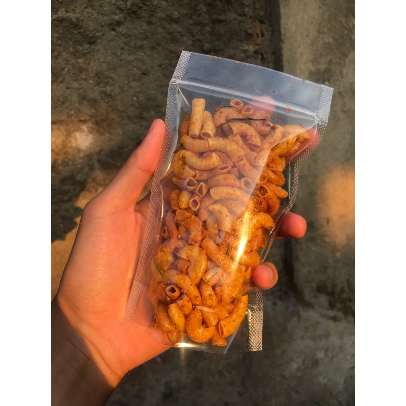 

MAKARONI KRIUK PEDAS DAUN JERUK 100GR| JAJANAN VIRAL