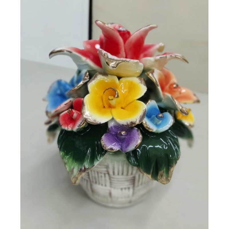 pajangan bunga hiasan Bufet