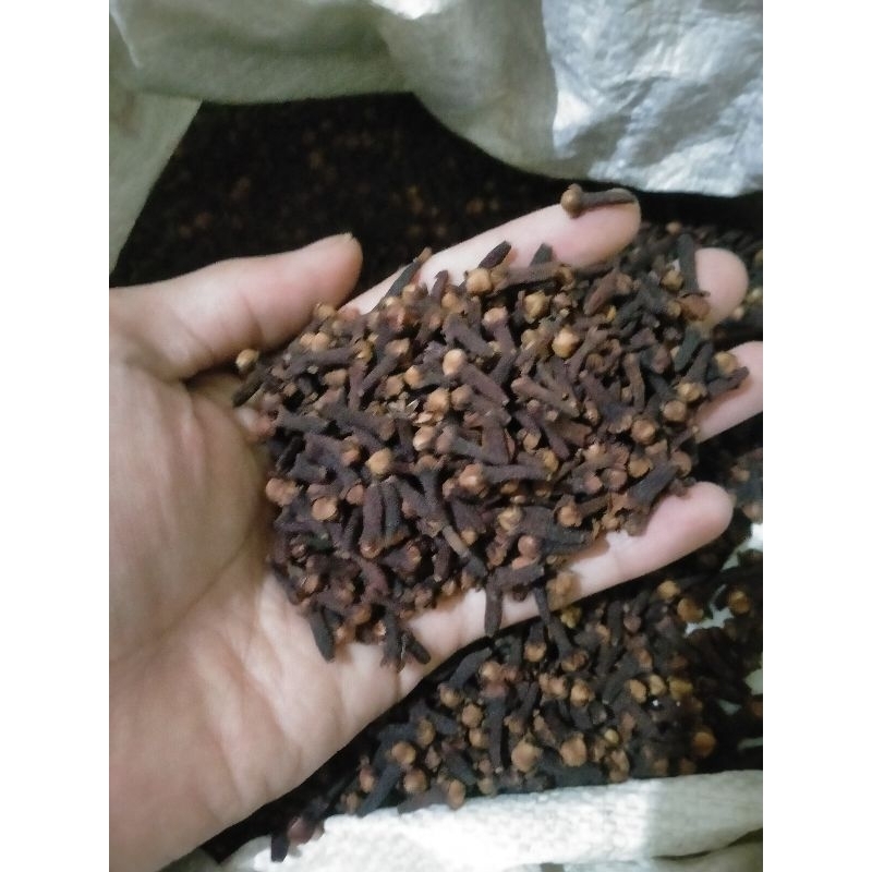 

Cengkeh Kering 500 gram