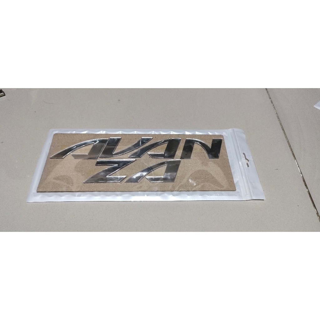 Emblem Kap Mesin Depan Avanza 2012-2019