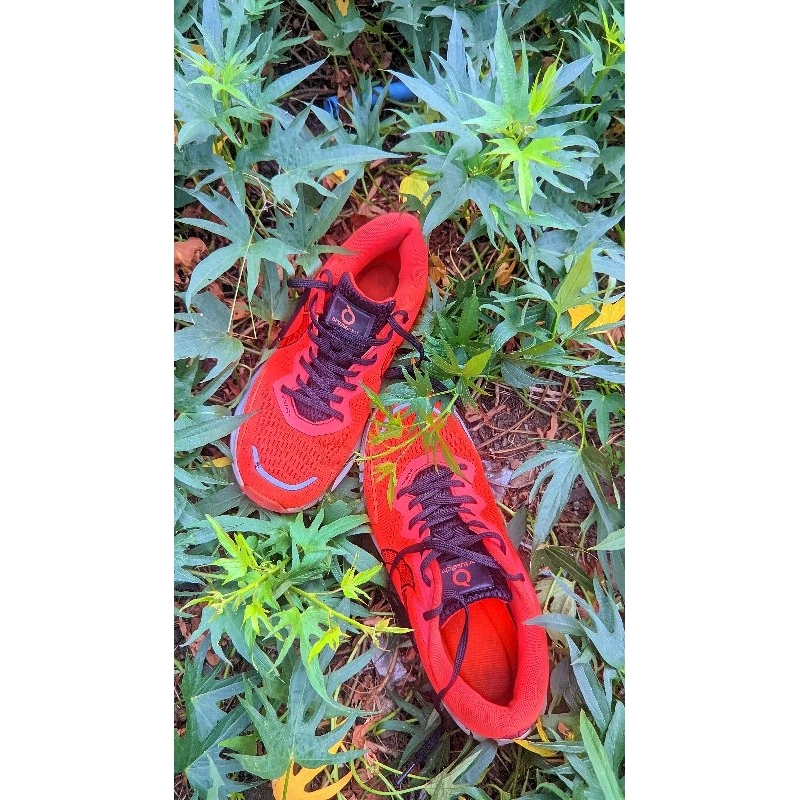 Ortuseight hypersonic 1.2 Sepatu running