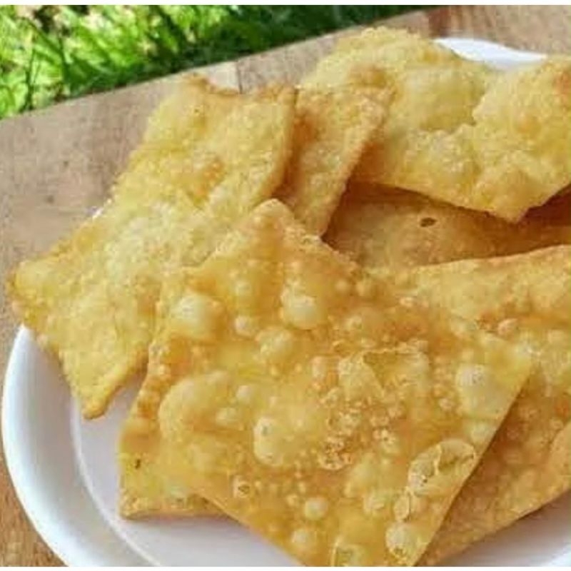 

Keripik Kulit Pangsit/Keripik Bawang 250gram