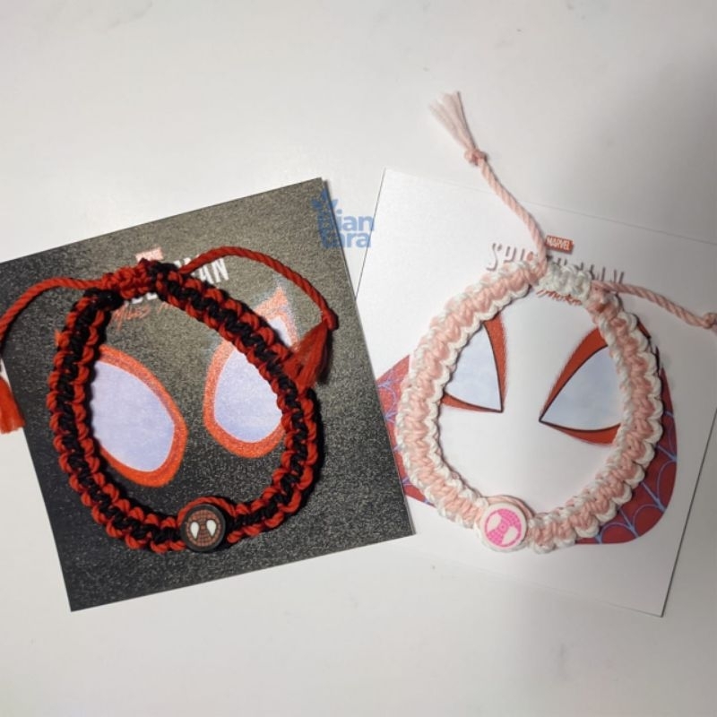 Gelang Couple Spiderman Bracelet Gwen & Spiderman (Bonus box + photocard)