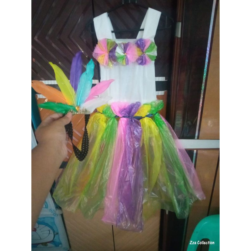 kostum daur ulang anak perempuan,kostum fashion show,kostum karnaval,kostum kresek