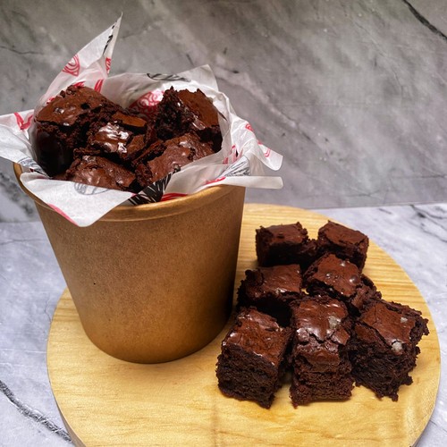 

Brownies Bites Cup Premium Ukuran 16oz Hampers Birthday