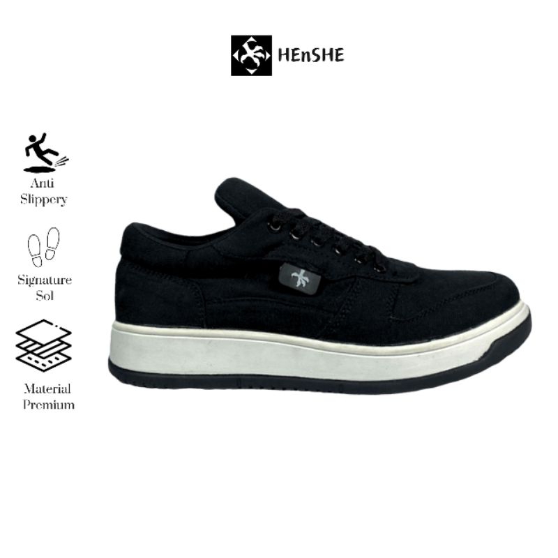 Footwear Sepatu Pria Sneakers White Black Grey Original Shoes