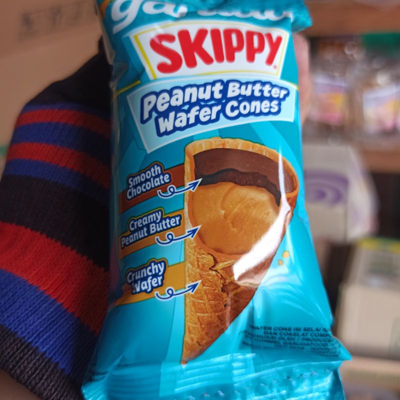 

Peanut Butter Wafer Cones SKIPPY Isi Selai Kacang Dan Cokelat