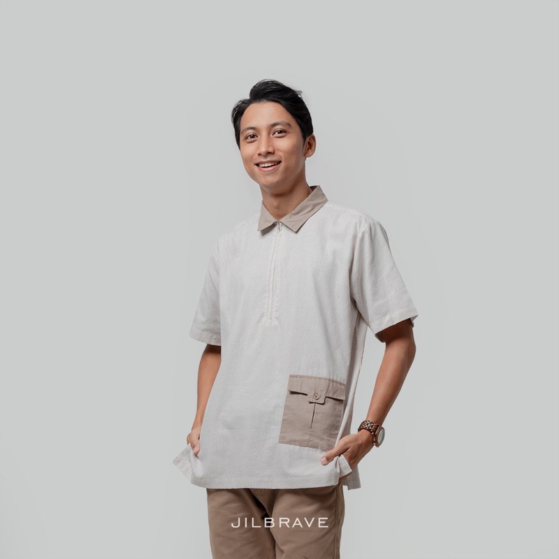 JILBRAVE Kenzy Shirt Kemeja Lebaran Pria Casual Style Lengan Pendek From Ezzy Couple (Kenzy Shirt & 