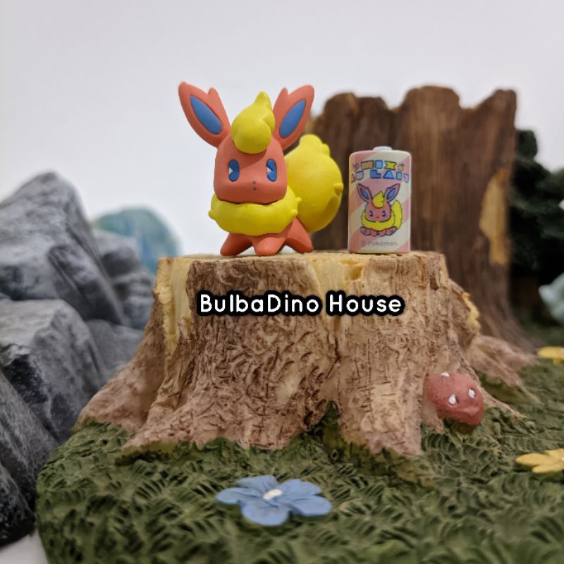 Pokemon Center Gashapon Gachapon Gacha Mix Au Lait Vol.1 Eeveelution Figure Collection : Flareon