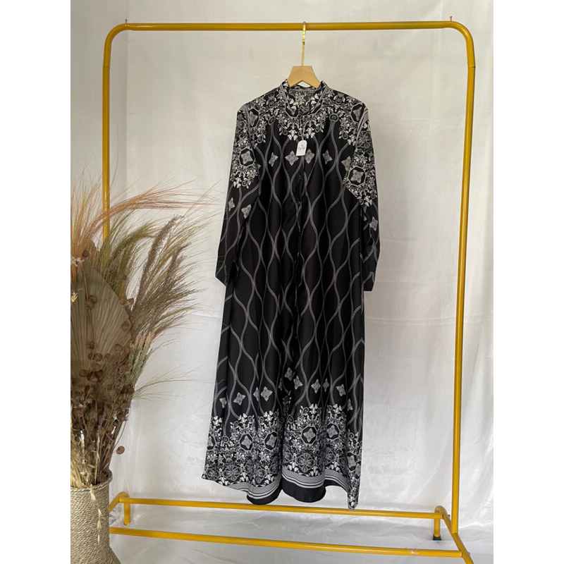 Dress Gamis Armani Silk Hitam Motif