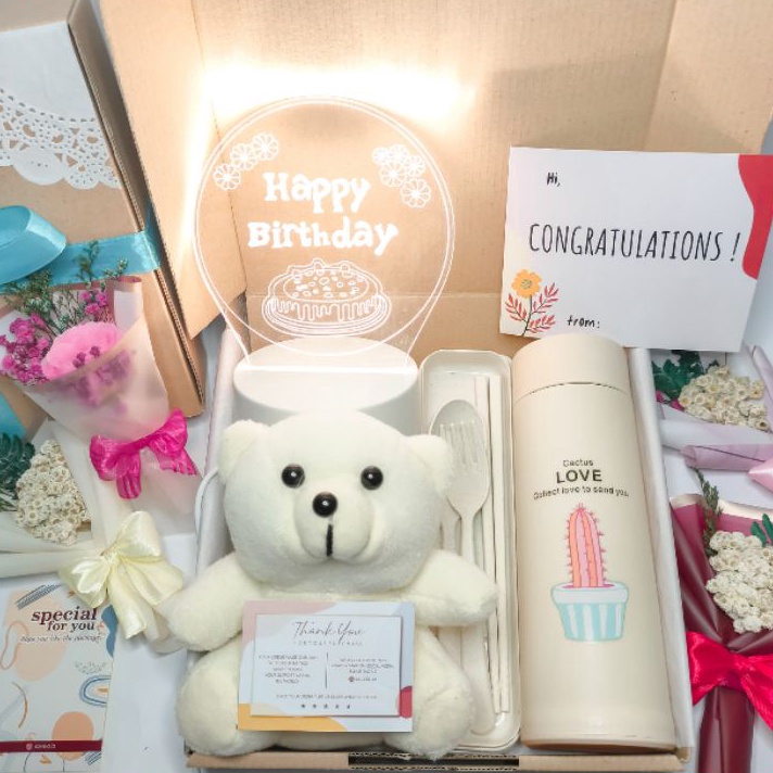 

Bonus Hampers Ulang Tahun Wisuda Anniversary