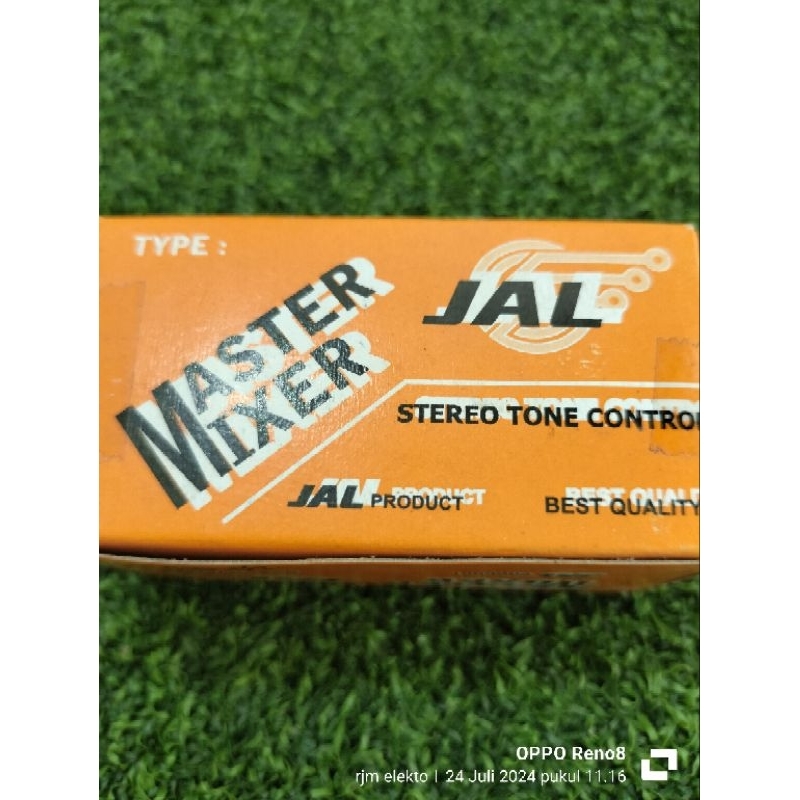 Master mixer streo tone control
