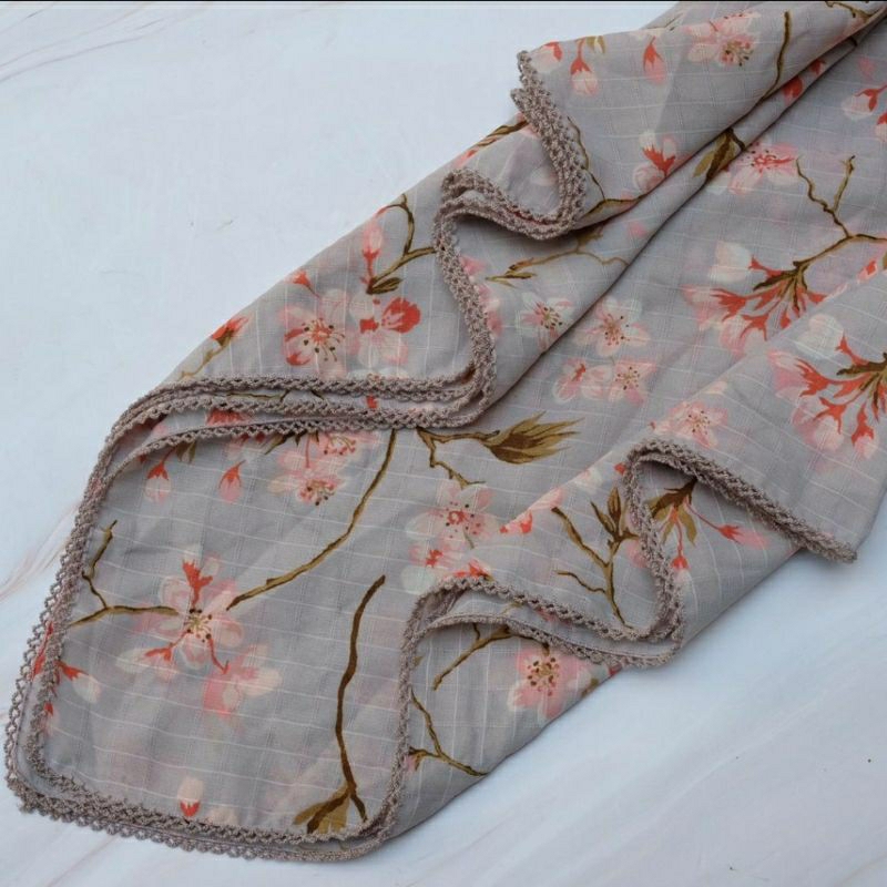 Hijab / Scarf / kerudung / segi empat / pashmina / hijab instan / syal / preloved / shawl / hijab tu