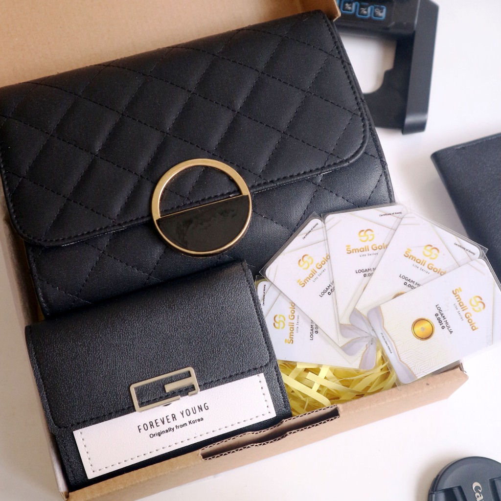 Hadiah Kelulusan Kuliah Wisuda Kado Bermanfaat Untuk Teman Cewek Gift Box Elegan Exclusive