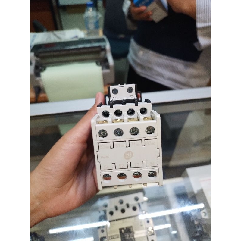 CONTACTOR RELAY SHIHLIN 4pull 16A