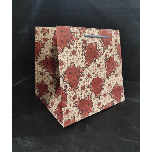 

Paperbag motif batik R5 , R8 , R10K ,R10B