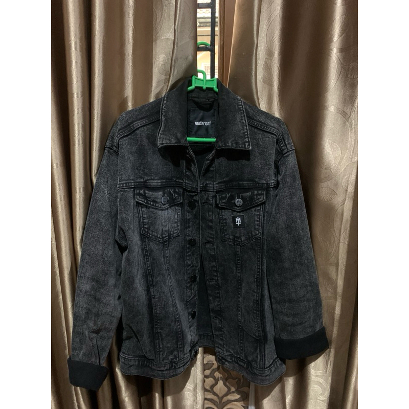 denim jaket maternal