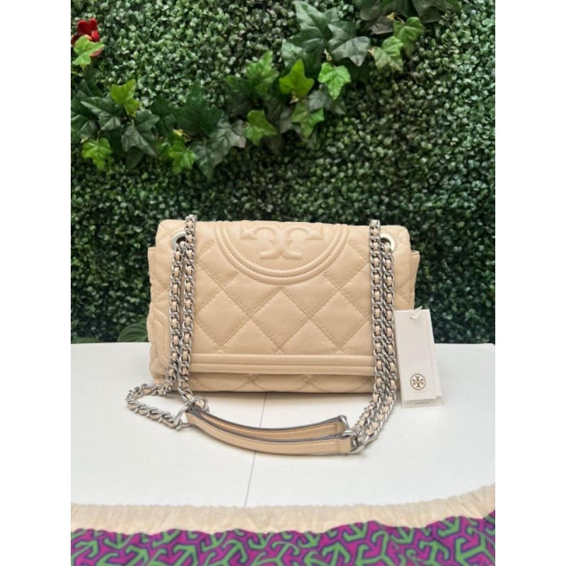 Preloved soft fleming medium distressed new cream