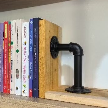 

penyangga buku industrial wooden book holder bookends