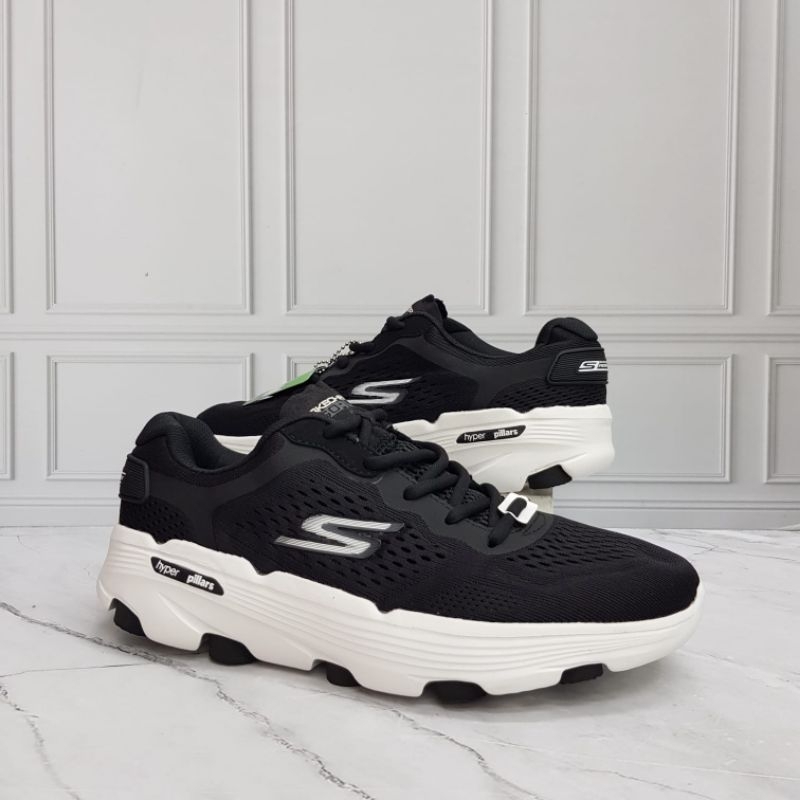 SEPATU SKECHERS GORUN 7 MAN/SEPATU SKECHERS GORUN 7 