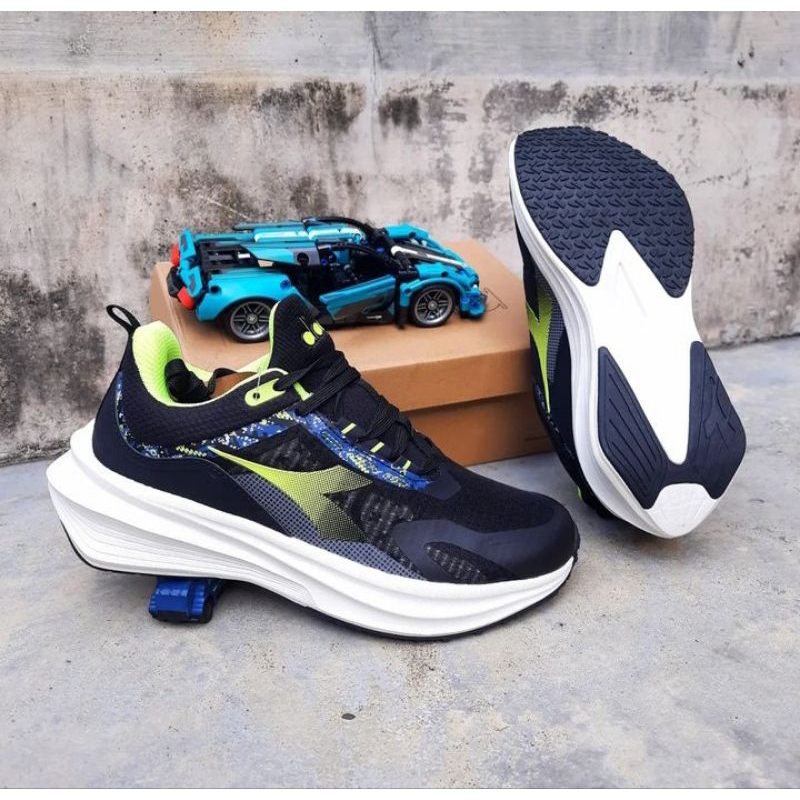 Sepatu running Diadora hitam original size 40 41 42