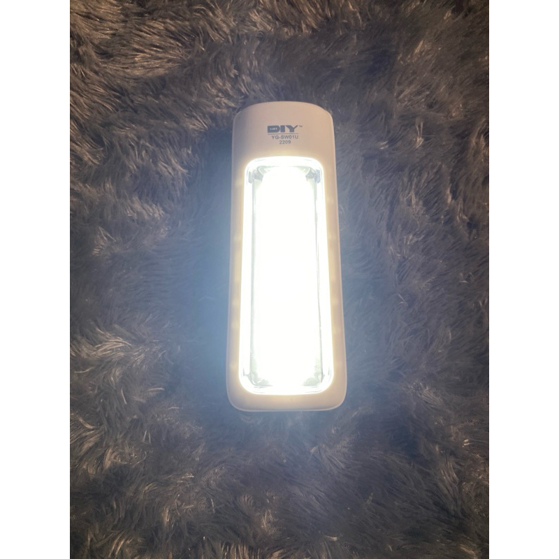 Lampu Penerangan Portable MR.DIY (preloved)