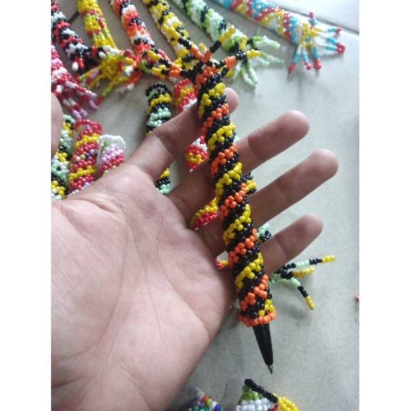 

Sarung Pensil / Pulpen Manik Manik , Souvenir