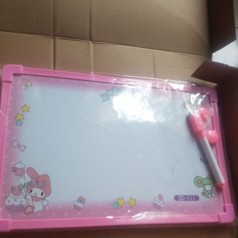 

PapanTulis motifsanrio