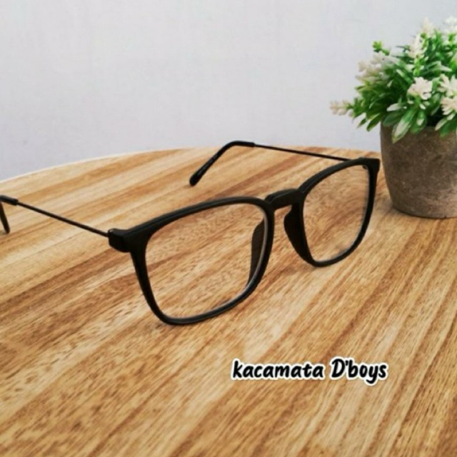 KACAMATA FREM KOTAK BATANG BESI DENGAN LENSA BLUERAY BISA MINUS CYL DAN NORMAL