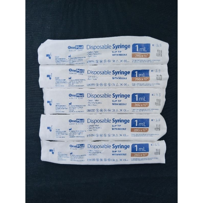 Syringe 1 cc/3 cc with needle