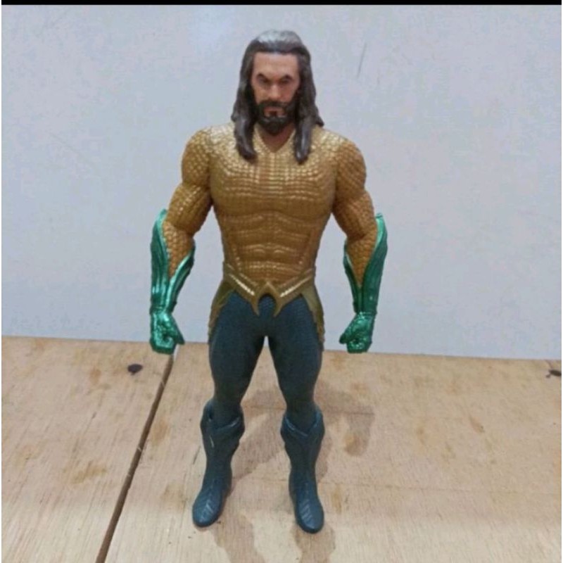figure Aquaman