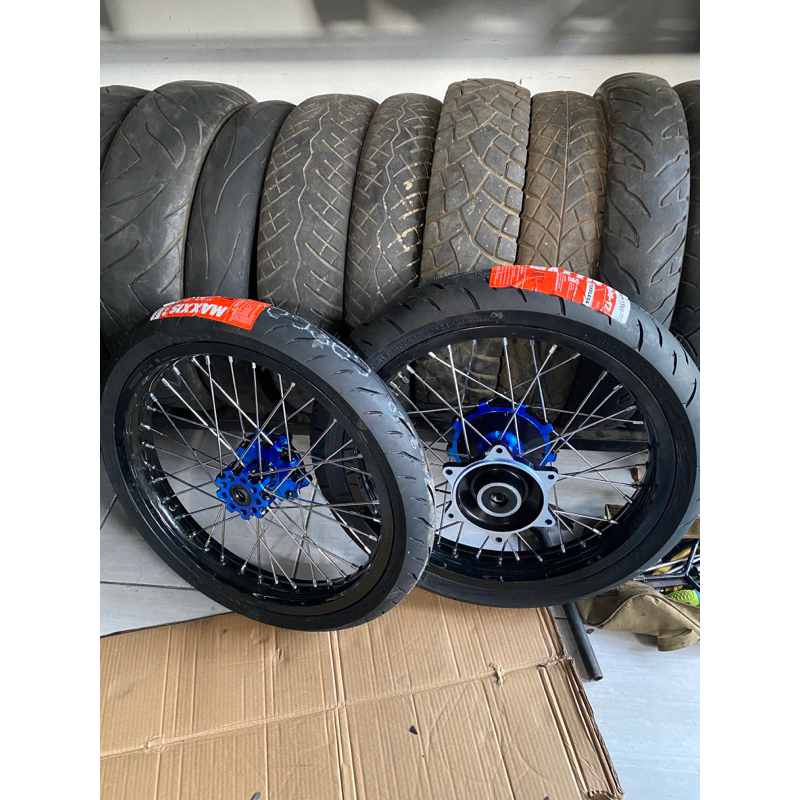 VELG CRF 185 215 BAN MAXXIS