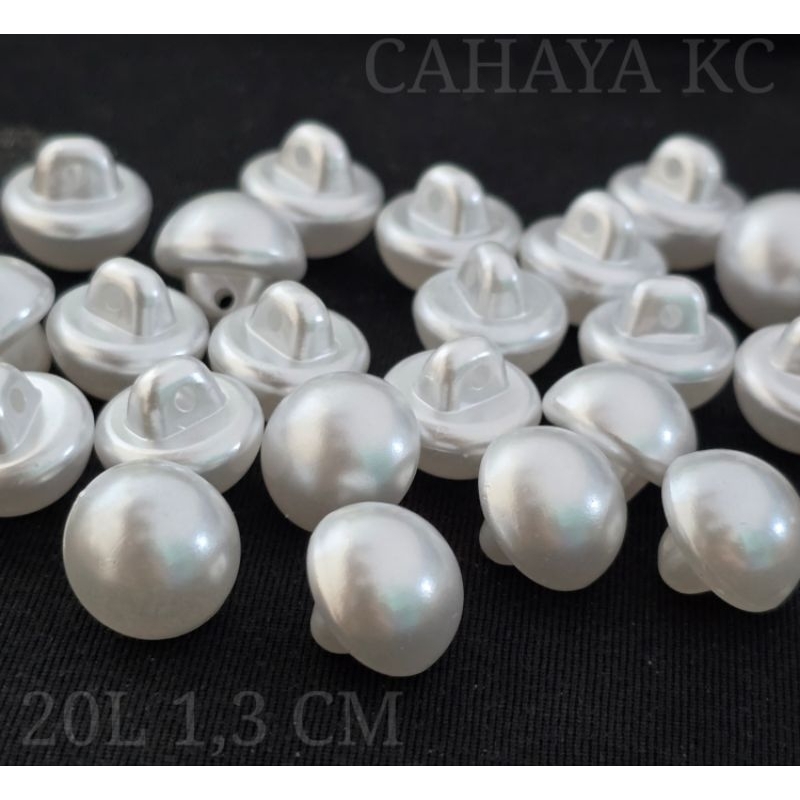 12 Pcs Kancing Jamur Timbul Putih Silver  20L 1,3 centimeter(Kancing Jamur Hias baju)