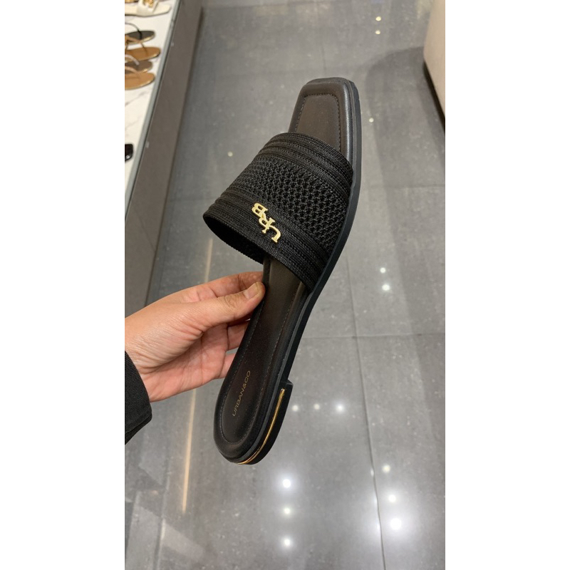 sendal flat urban and co sendal slip on Urban&co