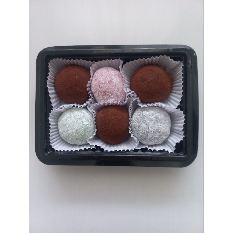 

MARACHI || mochi premium