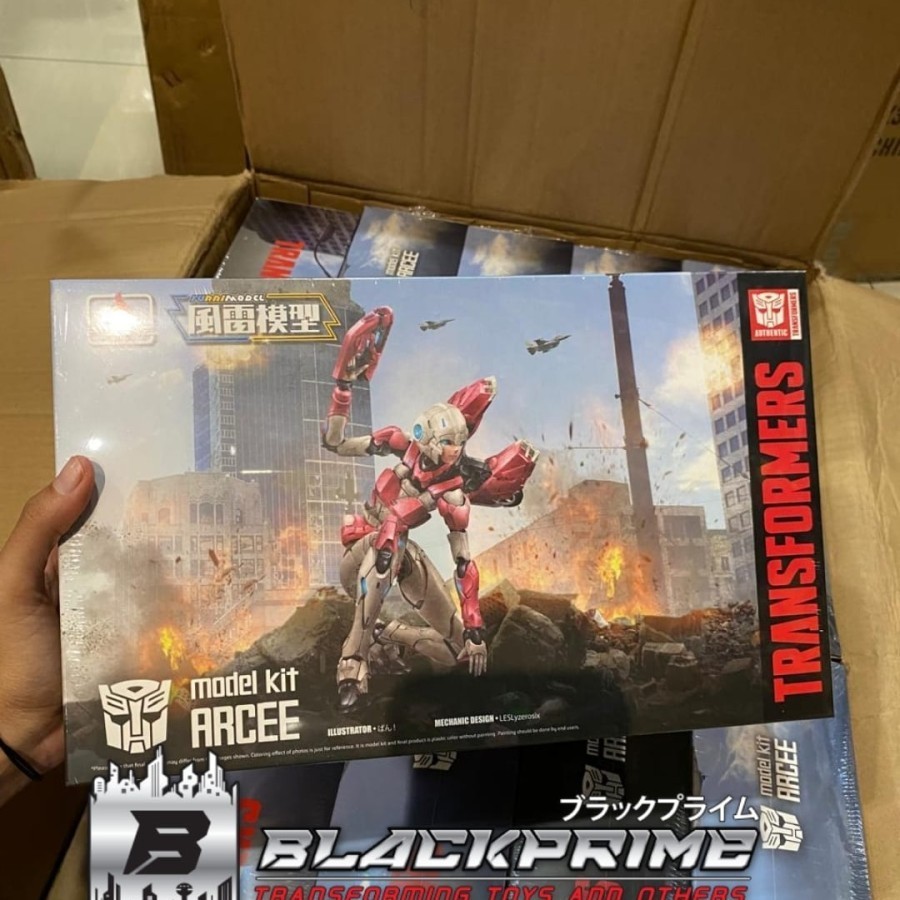 Flame toys Furai model Arcee Model kit transformers Arcee hasbro