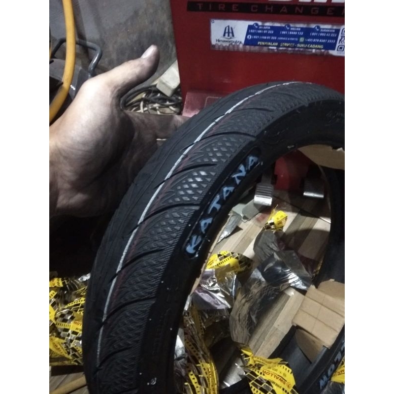 Ban Swallow Katana 90/90-14 Tubles/Ban Belakang SNI Swallow Vario150/Ban Belakang Beat Tubles/Ban Sw